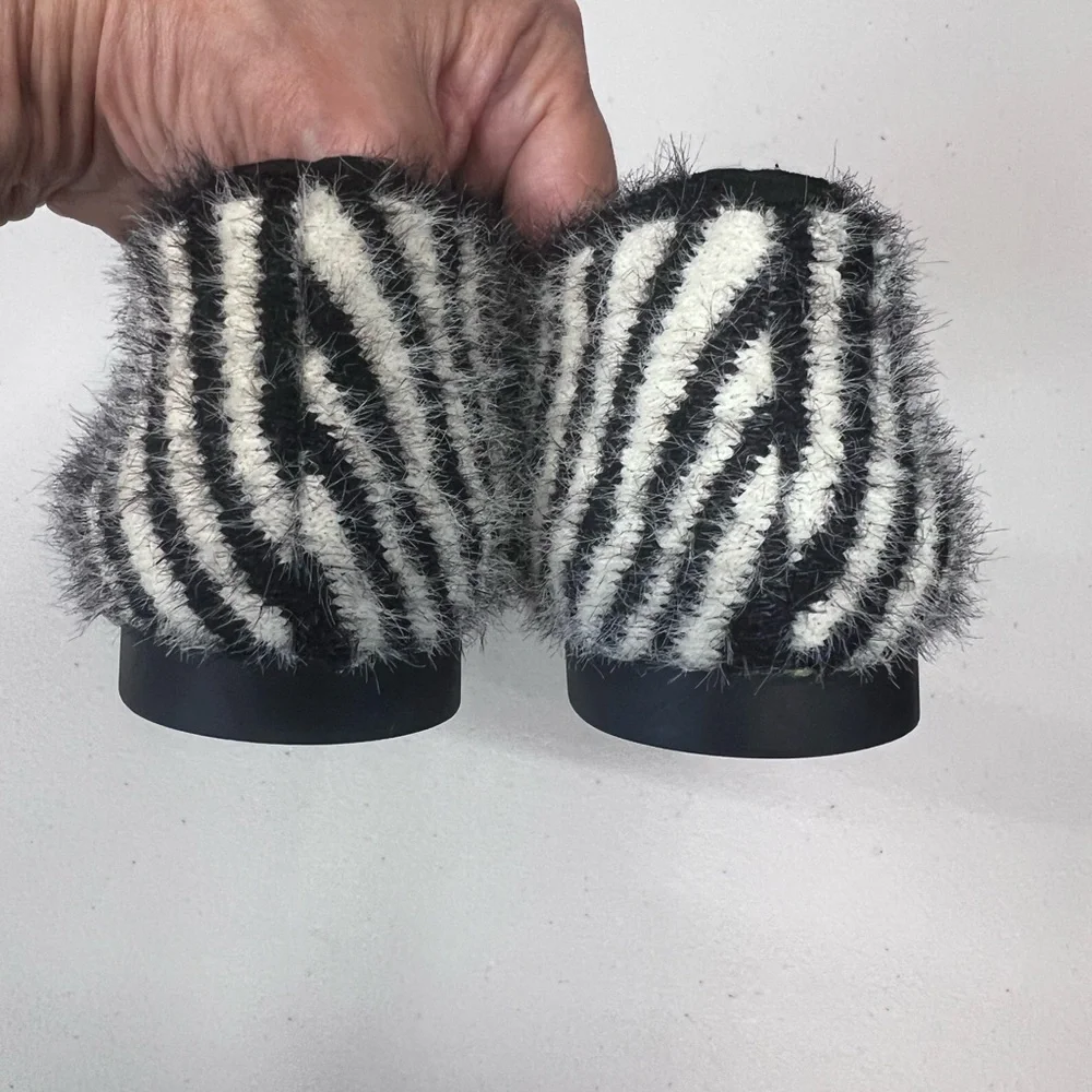 Vivaia Samantha Squared Toe Faux‎ Mink Knit Zebra Loafers Size 36.5